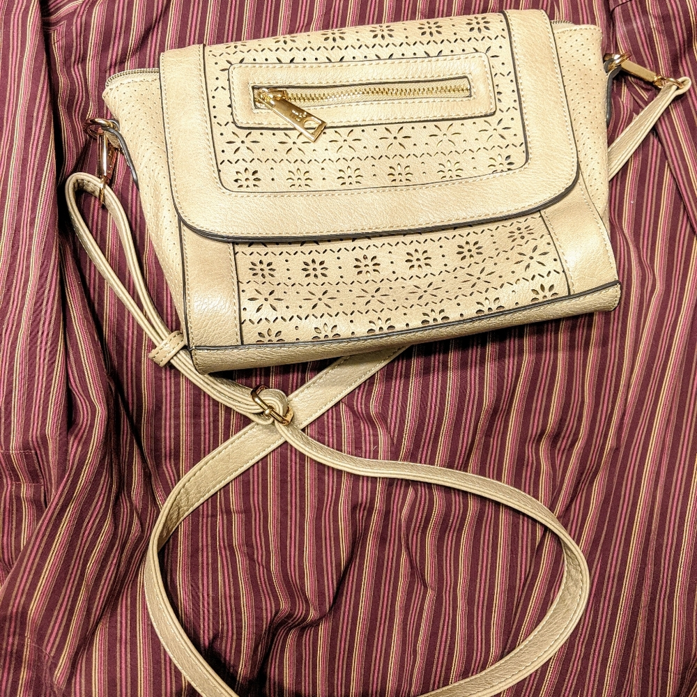 Melie Bianco crossover bag tan Excellent! Vegan